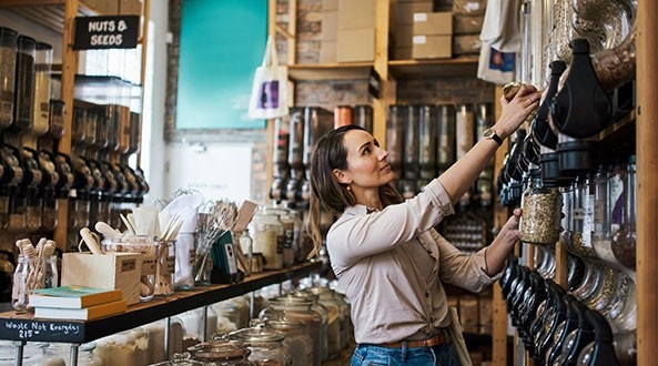 Alta de la luz en un local comercial: Pasos, coste y requisitos