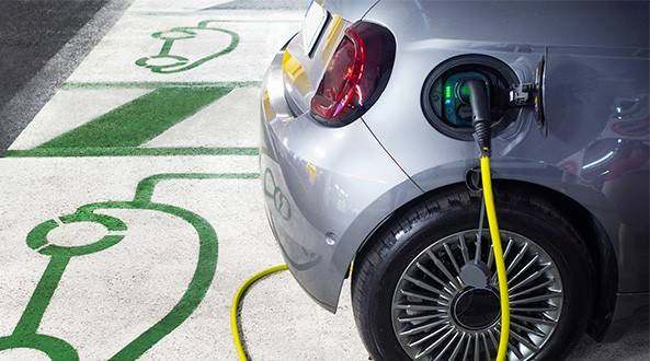 Señal punto de recarga vehiculos eléctricos