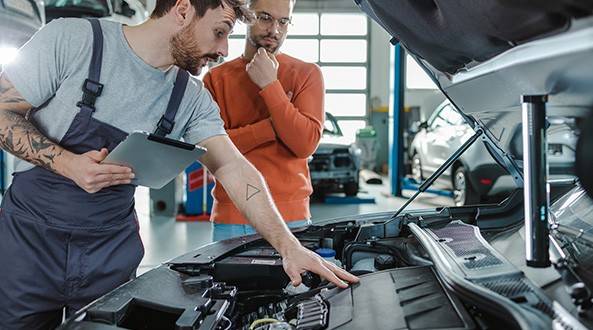 Mantenimiento de coche eléctrico: todas las claves 